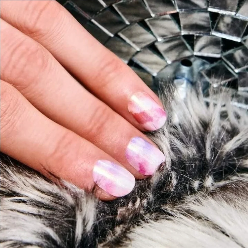 *Retired* Color Street: Painted Dawn | Pastel Pink Clouds Watercolor Purple - Picture 9 of 12